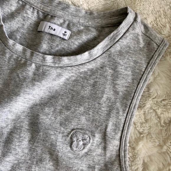 🌟 Aritzia TNA Lizzy Crop Tank *BRAND NEW* - Picture 4 of 8